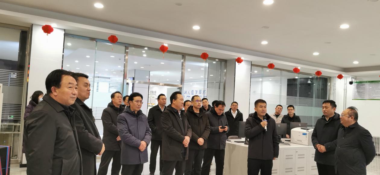 現(xiàn)場參觀